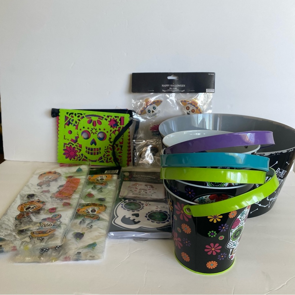 Hola Halloween Party Bundle Day Of Dead Sugar Skull Decorations Banner Bags 60pc